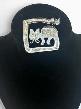 Vintage TBM Silver Tone Cat Brooch with Smaller Cat Detail